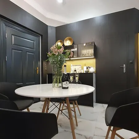 Dk Premium Srodmiescie Apartment Olsztyn  Exterior photo